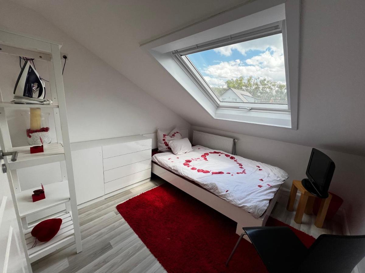 Ferienwohnung Schlueter Nußloch מראה חיצוני תמונה